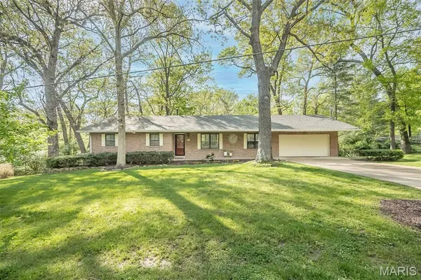 $400,000 | 6570 Ike Drive, Barnhart, MO 63012