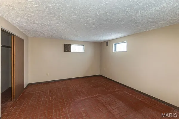 $400,000 | 6570 Ike Drive, Barnhart, MO 63012