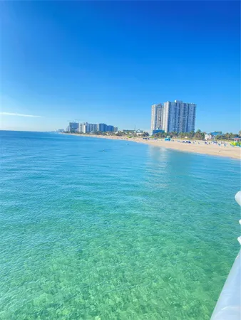 $2,000 | 111 Briny Avenue, Unit 806, Pompano Beach, FL 33062