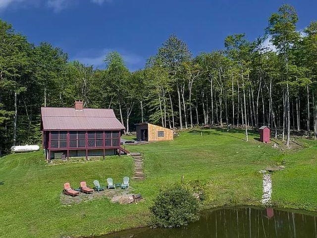 3268 Brown Schoolhouse Road Reading, VT 05062 - Photo 2 of 24