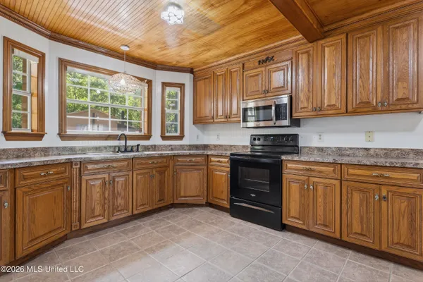 $285,000 | 7090 Meadow Dale Street, Bay St. Louis, MS 39520