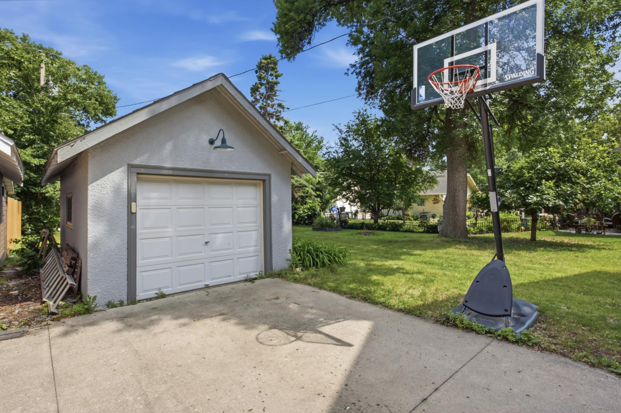 1225 3rd Street North Fargo, ND 58102 - Photo 28 of 32