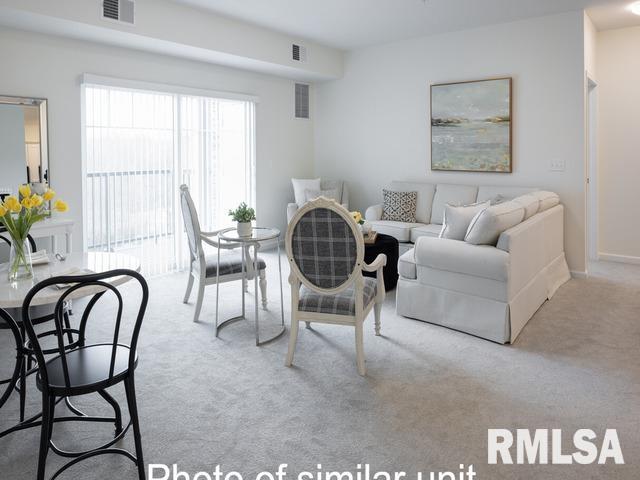 2592 Middle Road, Unit 307 Bettendorf, IA 52722 - Photo 4 of 18 Gallery Image 4