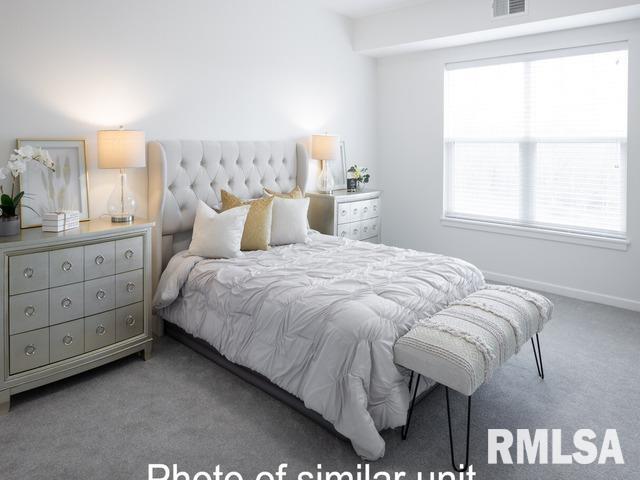 2592 Middle Road, Unit 307 Bettendorf, IA 52722 - Photo 5 of 18 Gallery Image 5
