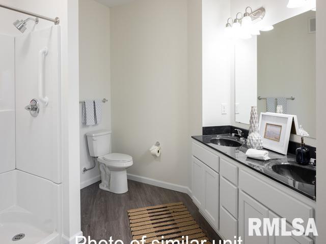 2592 Middle Road, Unit 307 Bettendorf, IA 52722 - Photo 7 of 18 Gallery Image 7