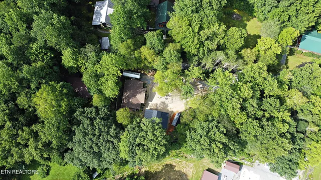 $550,000 | 5050 Hooper Highway, Cosby, TN 37722