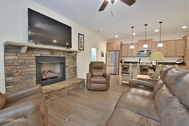 $550,000 | 5050 Hooper Highway, Cosby, TN 37722