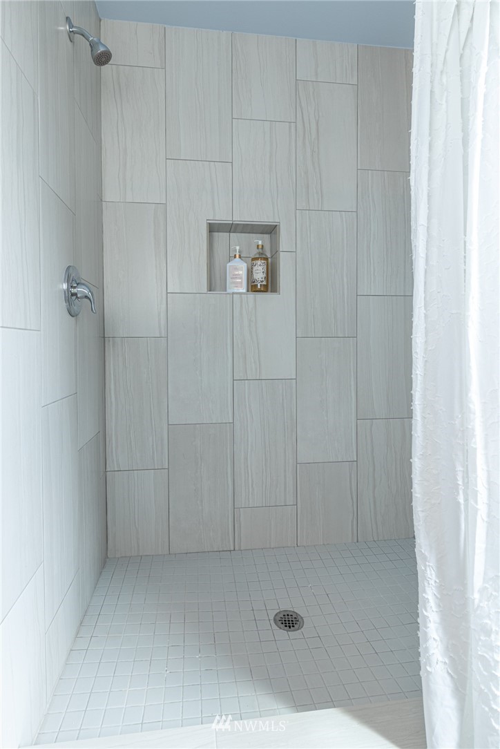 613 Index Avenue Northeast Renton, WA 98056 - Photo 25 of 32 a view of bathroom