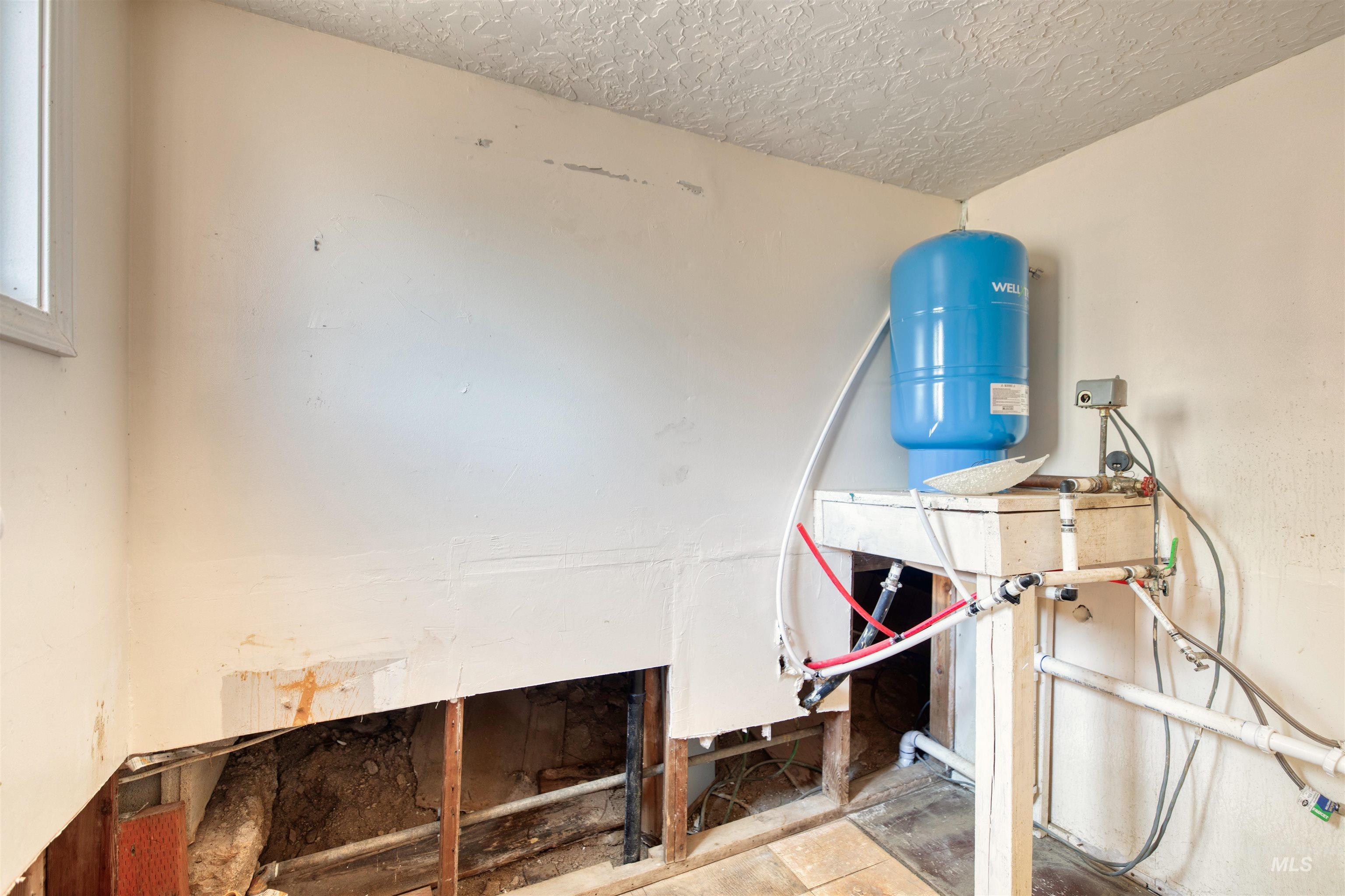 175 Ranft Road Placerville, ID 83666 - Photo 14 of 28 View of utility room