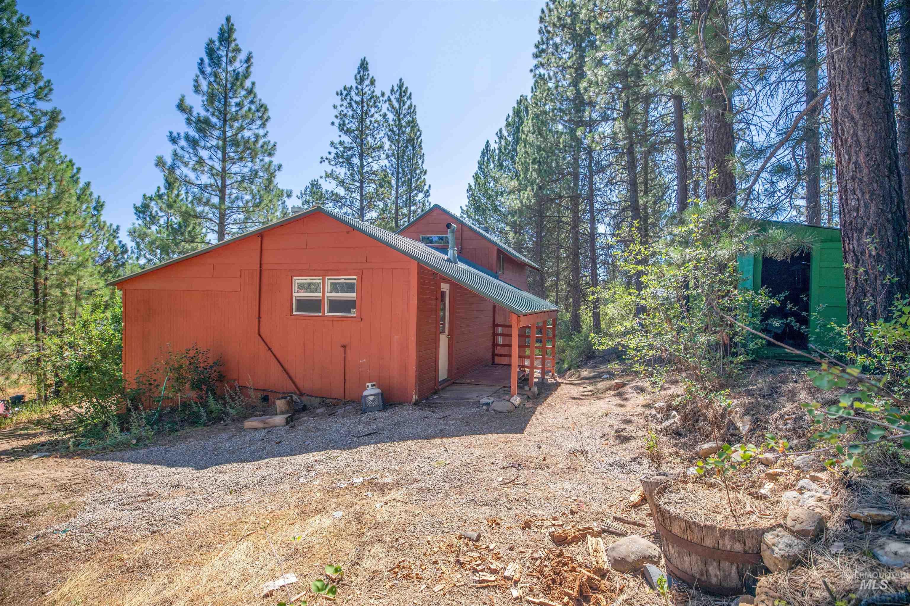 175 Ranft Road Placerville, ID 83666 - Photo 4 of 28 View of home's exterior