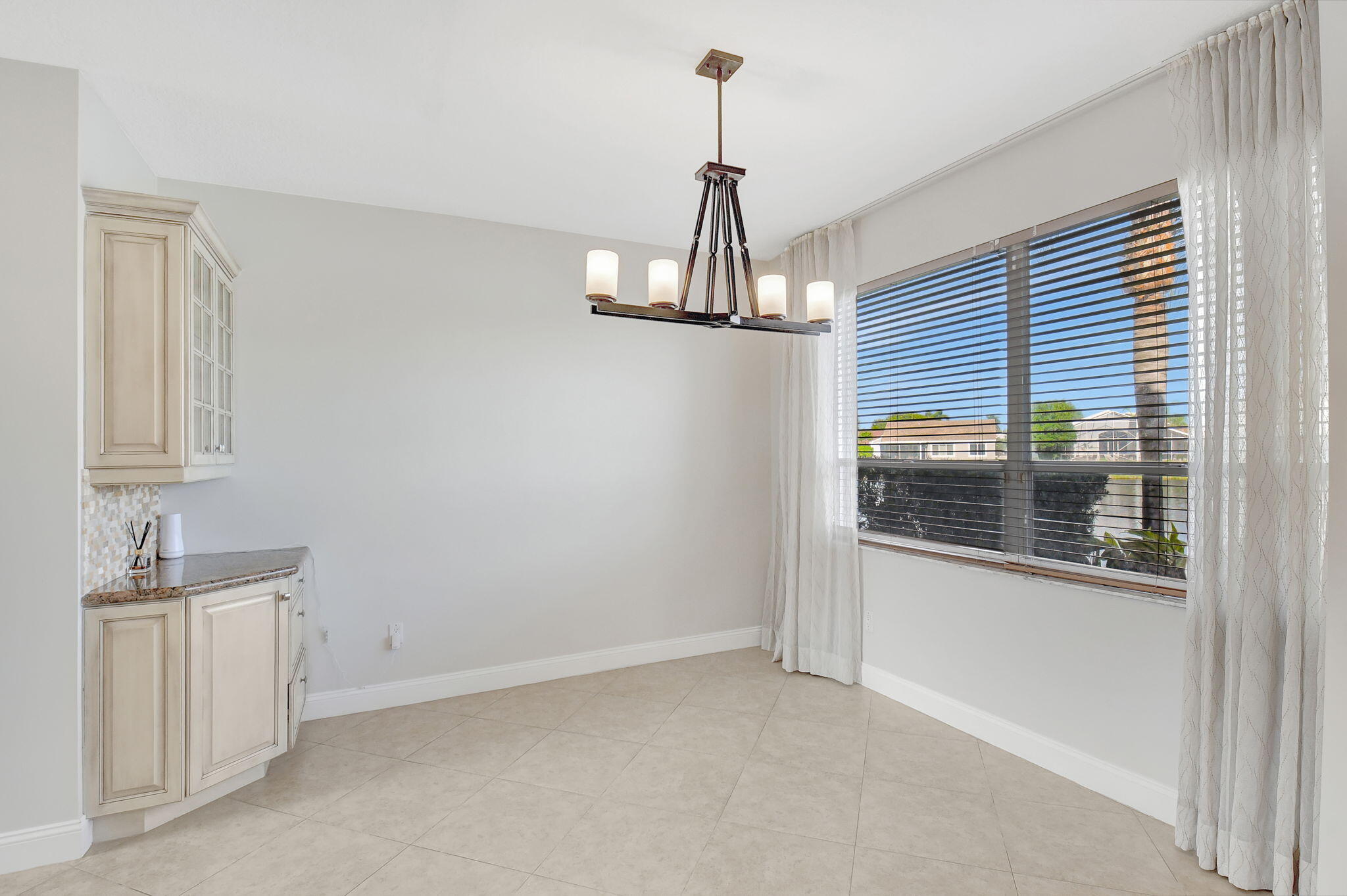 9639 Tavernier Drive Boca Raton, FL 33496 - Photo 14 of 58 10-web-or-mls-DSC_8597