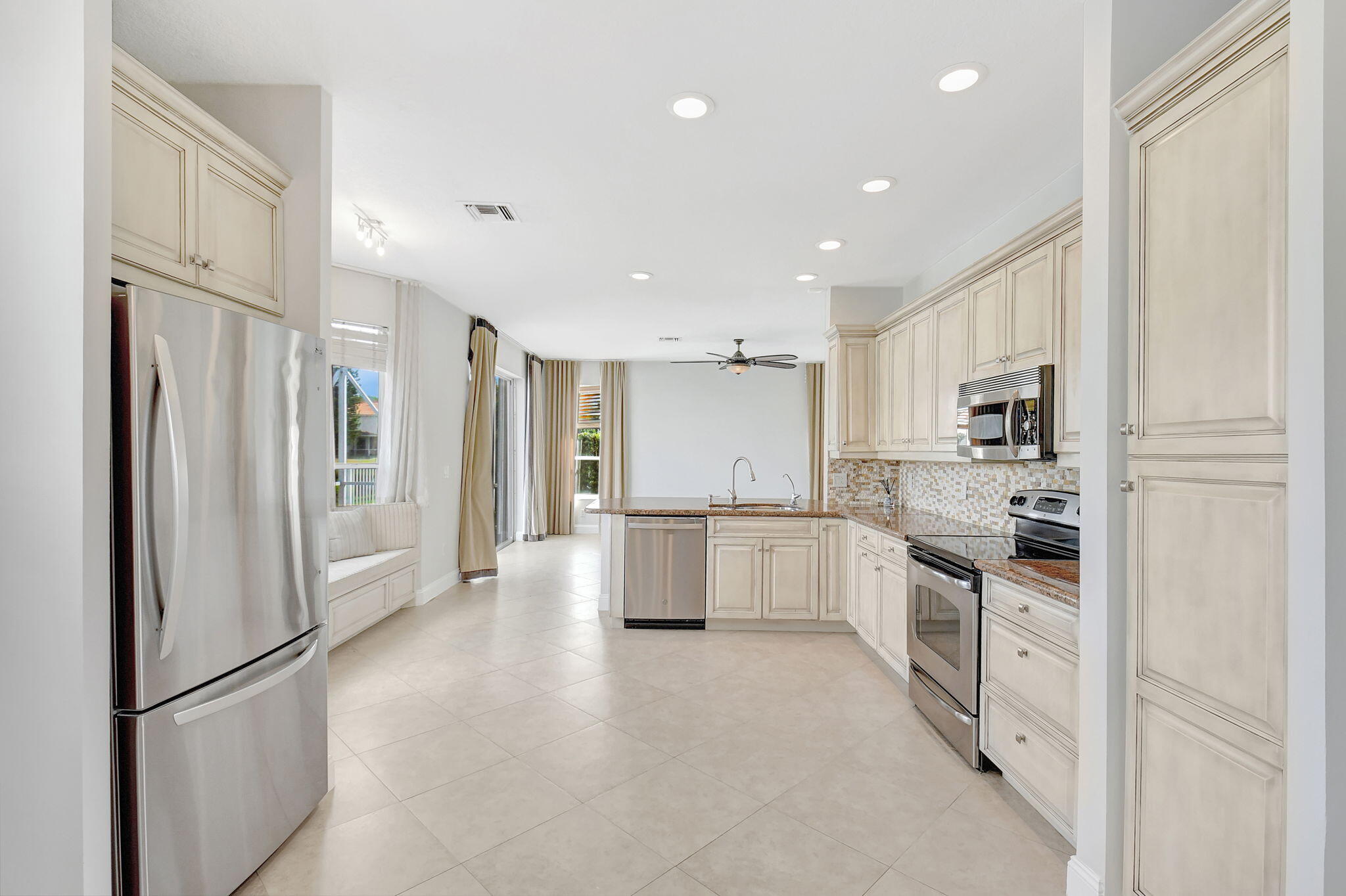 9639 Tavernier Drive Boca Raton, FL 33496 - Photo 15 of 58 11-web-or-mls-DSC_8602