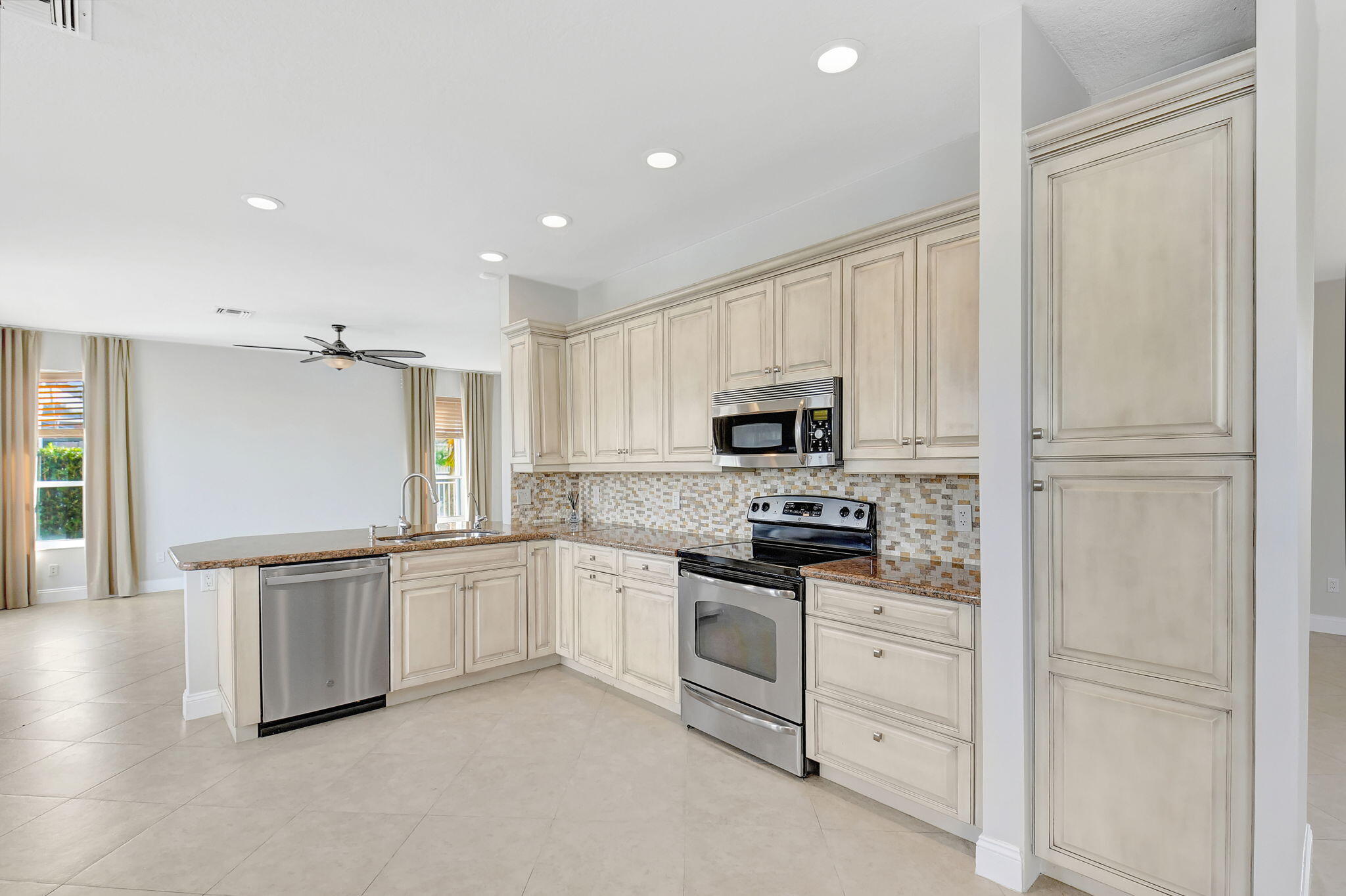 9639 Tavernier Drive Boca Raton, FL 33496 - Photo 16 of 58 12-web-or-mls-DSC_8607