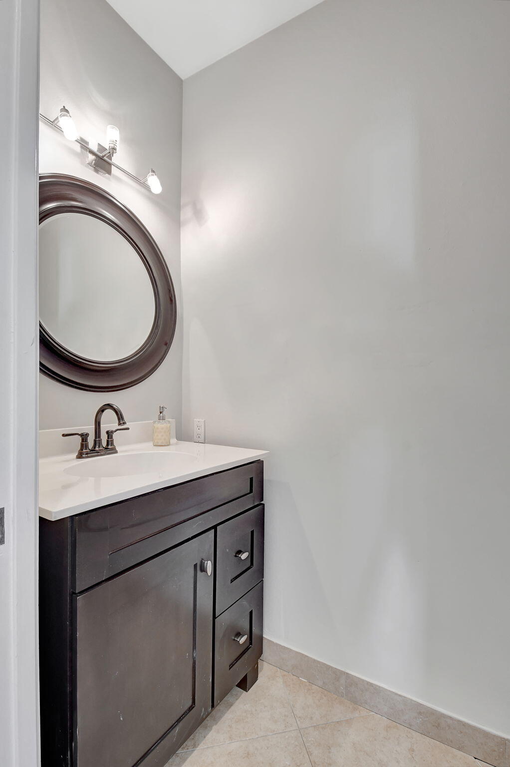 9639 Tavernier Drive Boca Raton, FL 33496 - Photo 23 of 58 20-web-or-mls-DSC_8647