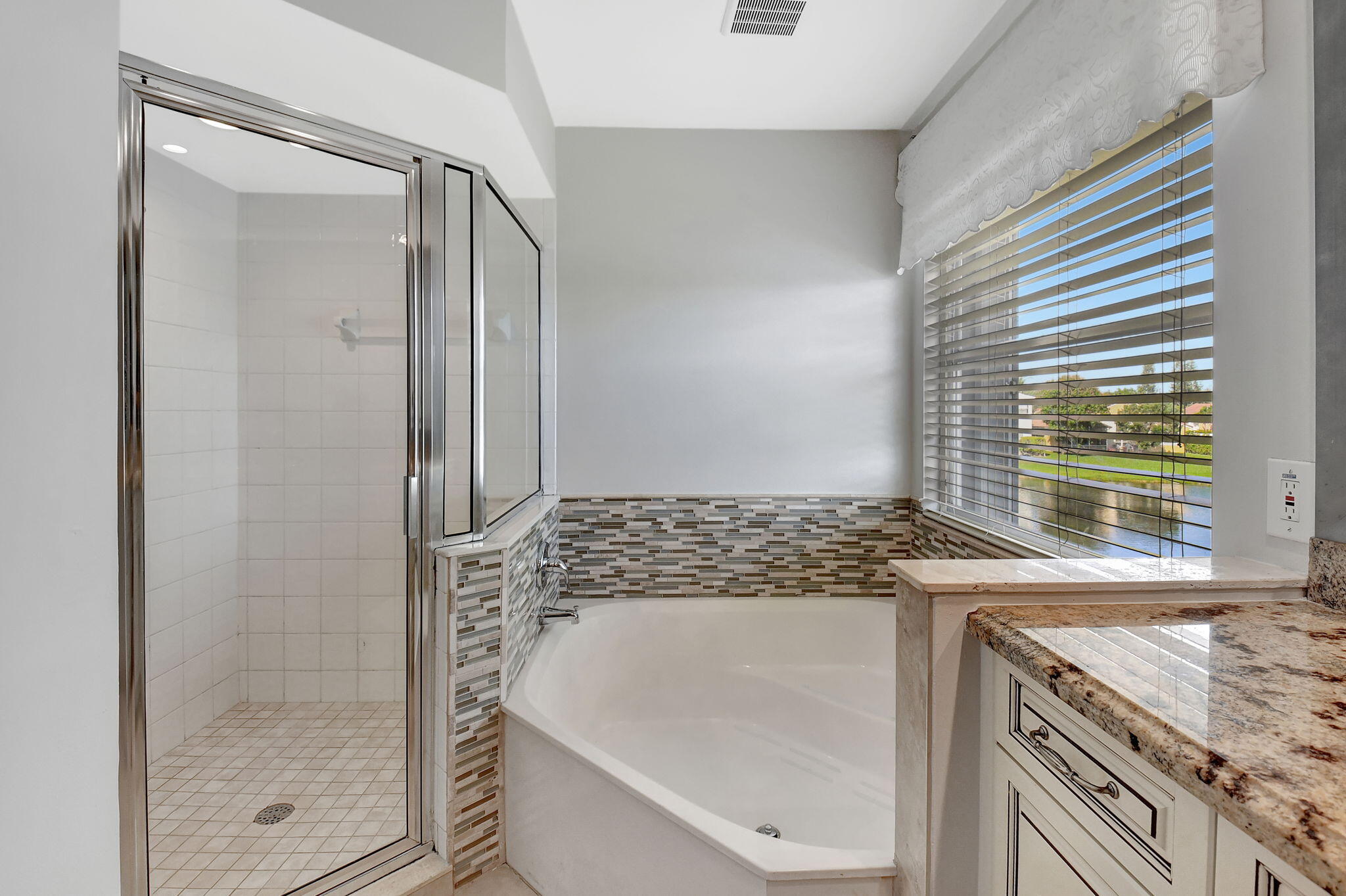 9639 Tavernier Drive Boca Raton, FL 33496 - Photo 33 of 58 30-web-or-mls-DSC_8527