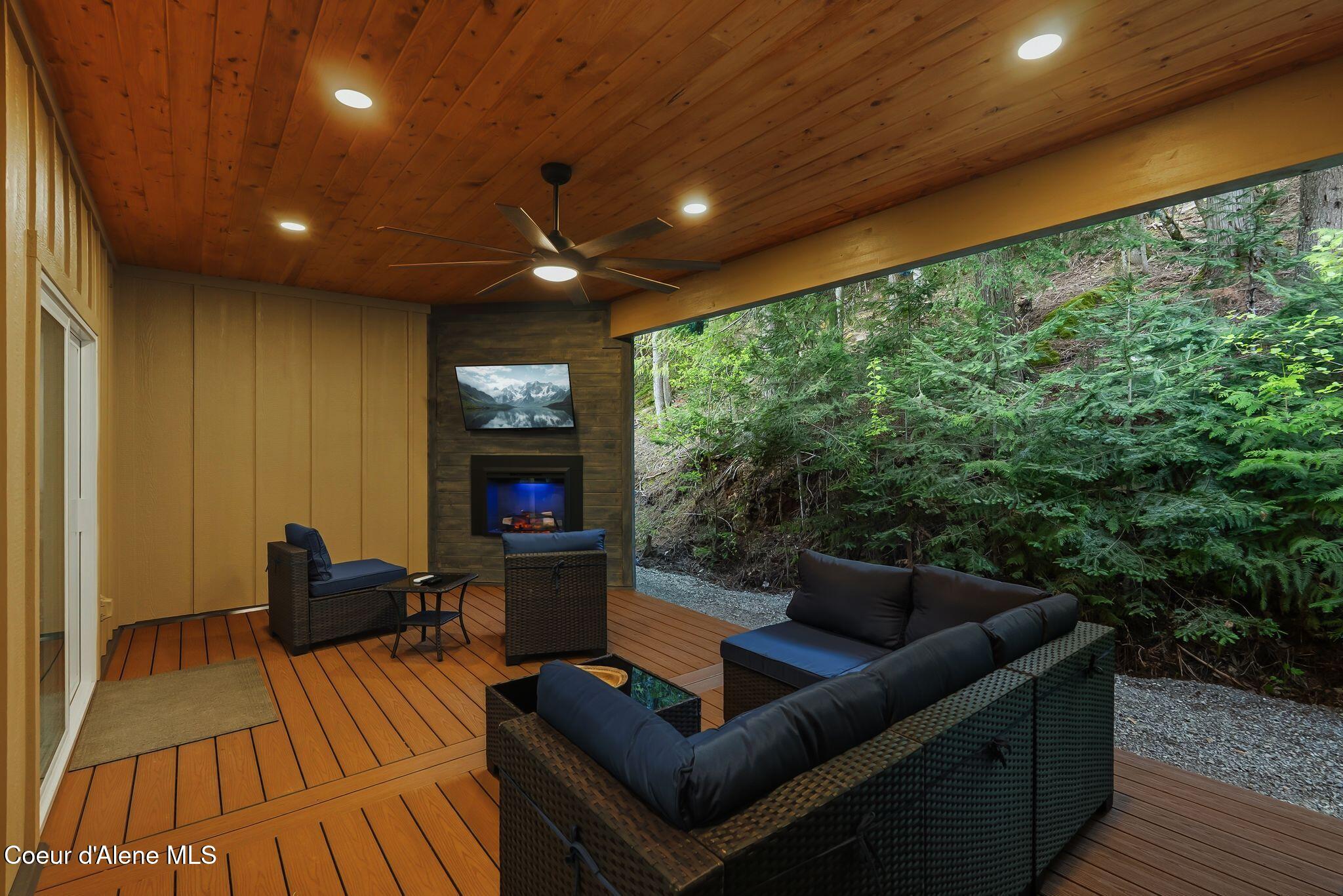 474 Granite Ridge Road East Sandpoint, ID 83864 - Photo 21 of 60 21_DSC07691