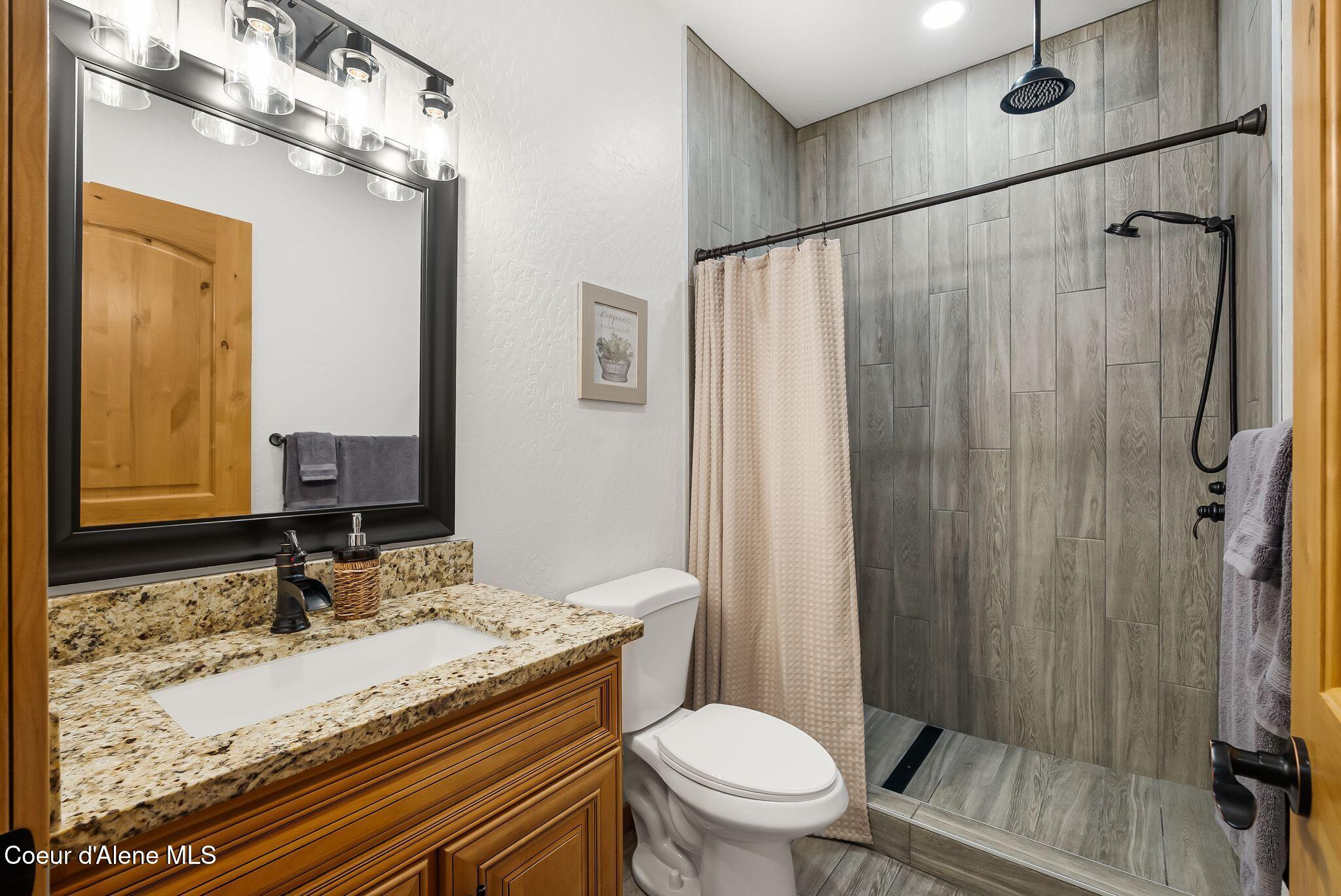 474 Granite Ridge Road East Sandpoint, ID 83864 - Photo 37 of 60 37_DSC07785