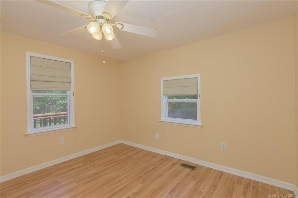 61 Harrison Hill Road Swannanoa, NC 28778 - Photo 12 of 24 Gallery Image 12