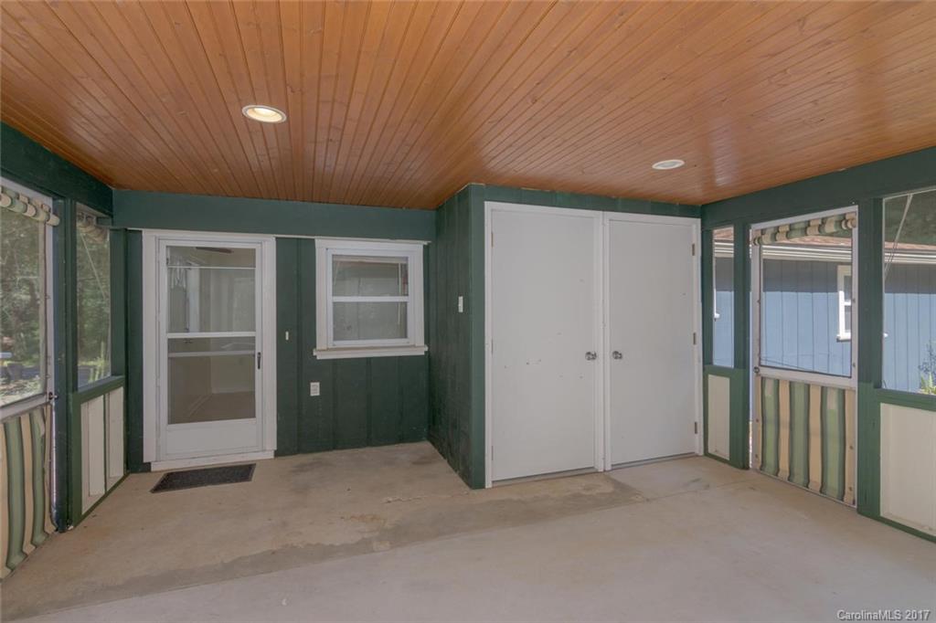61 Harrison Hill Road Swannanoa, NC 28778 - Photo 18 of 24 Gallery Image 18