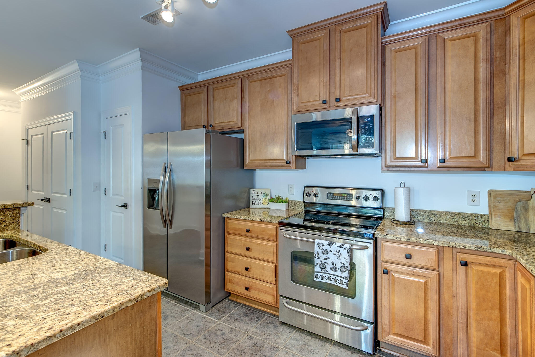 2000 Belle Isle Avenue, Unit 101 Mount Pleasant, SC 29464 - Photo 10 of 22 7-2000 Belle Isle Dr #101 (04-21-2026)-7