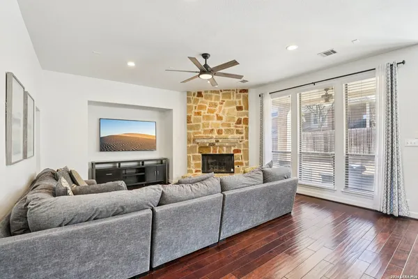 $4,250 | 21706 Miranda Hill, San Antonio, TX 78256