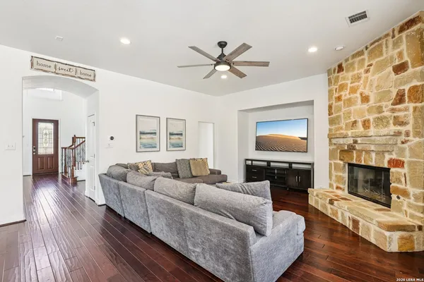 $4,250 | 21706 Miranda Hill, San Antonio, TX 78256