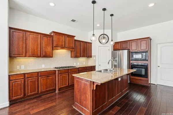 $4,250 | 21706 Miranda Hill, San Antonio, TX 78256