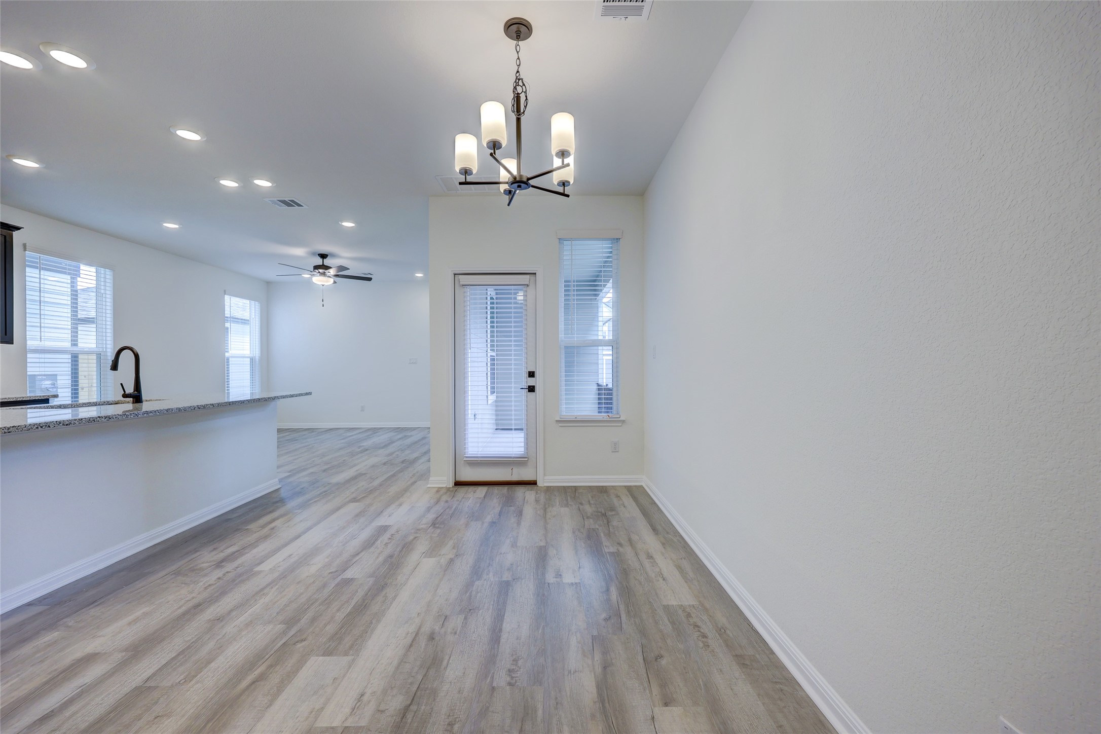 1616 Bella Drive Leander, TX 78641 - Photo 7 of 39