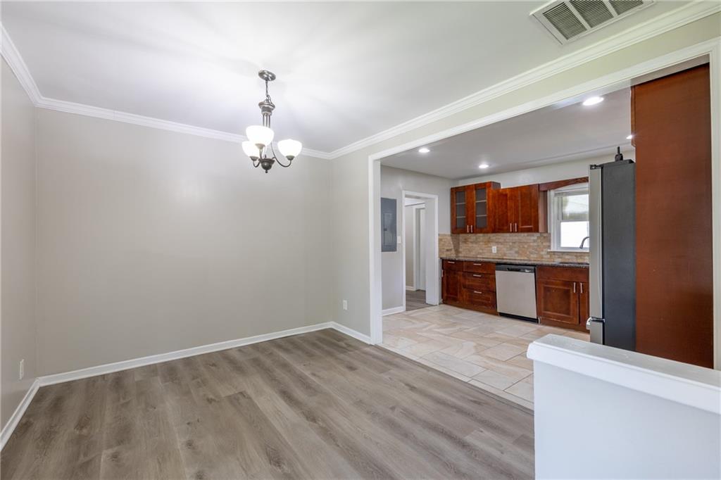 2945 Belvedere Lane Decatur, GA 30032 - Photo 5 of 23
