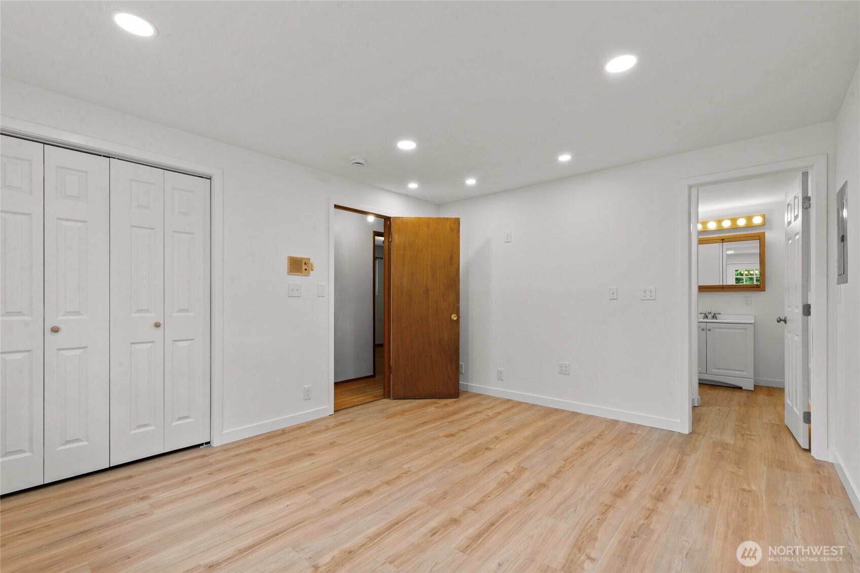 11020 Southeast 186th Street Renton, WA 98055 - Photo 16 of 27