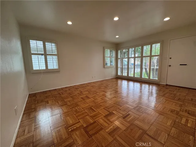 $3,200 | 3618 East La Jara Street, Long Beach, CA 90805