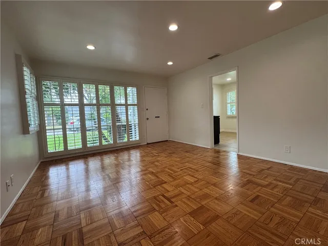 $3,200 | 3618 East La Jara Street, Long Beach, CA 90805