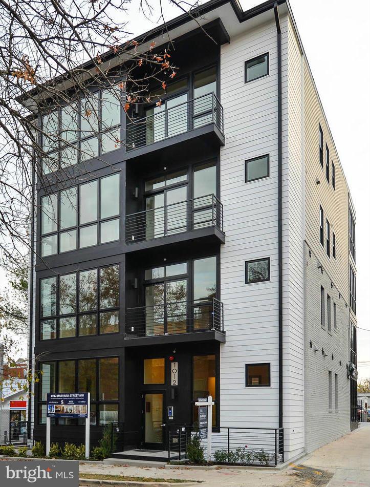 1012 Harvard Street Northwest, Unit 8 Washington, DC 20001 - Photo 20 of 24 Exterior (Front)
