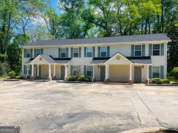 $1,100 | 601 Wilburn Avenue, Unit D, LaGrange, GA 30240