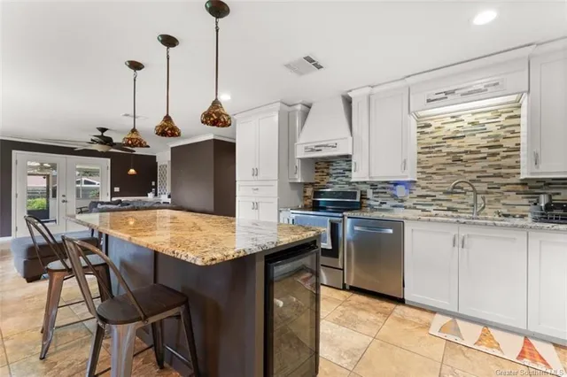 $440,000 | 950 Terry Lane, Lake Charles, LA 70605