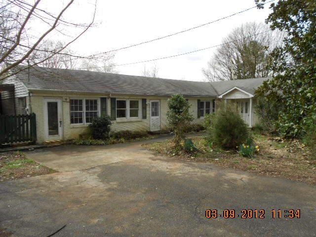 928 Thacker Road Clarkesville, GA 30523 - Photo 1 of 1