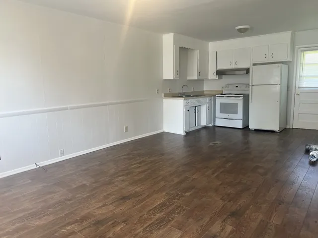 $975 | 1017 Clover Avenue, Murfreesboro, TN 37130