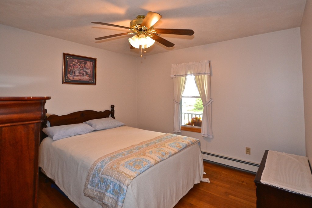 42 Edgewater Way Wareham, MA 02571 - Photo 13 of 24 Gallery Image 13