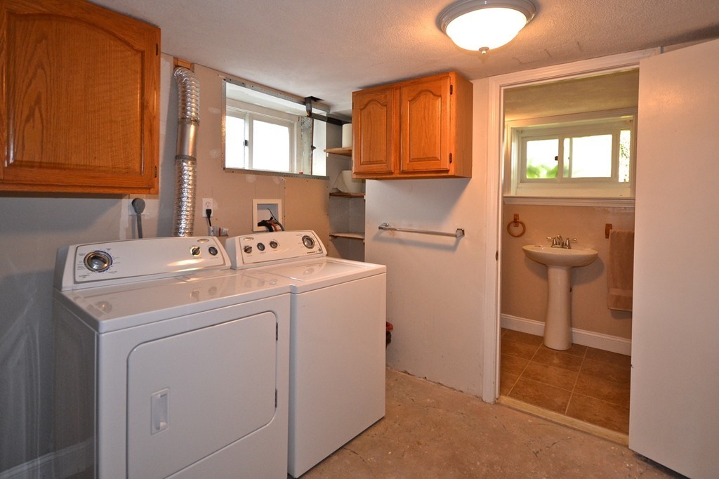42 Edgewater Way Wareham, MA 02571 - Photo 17 of 24 Gallery Image 17
