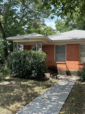 $1,295 | 5909 Lewis Street, Dallas, TX 75206