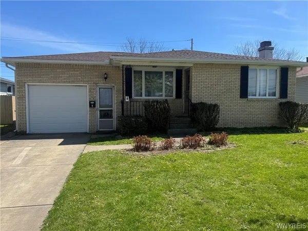 $239,900 | 9 Banko Drive, Cheektowaga, NY 14043