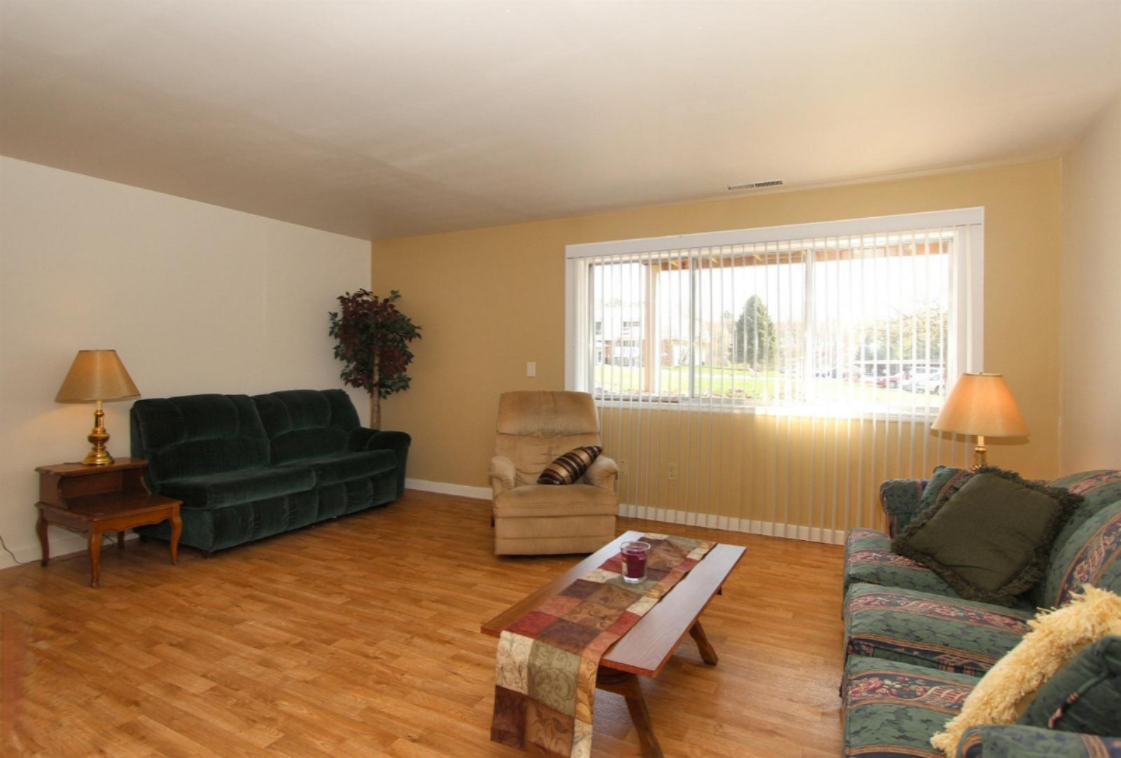 6714 Cascade Road Southeast, Unit C01 Grand Rapids, MI 49546 - Photo 4 of 12 Cascade Condo 6.jpg