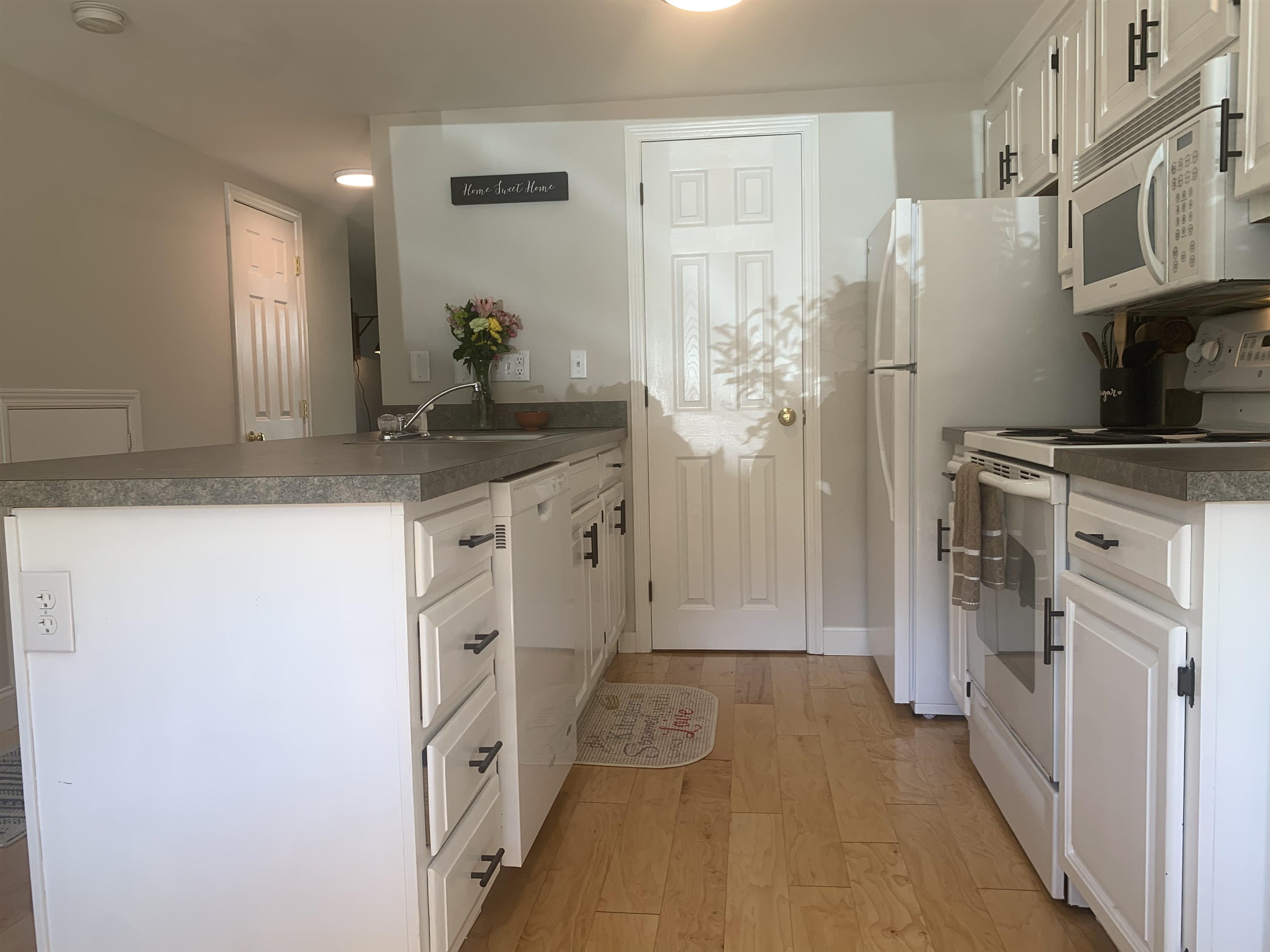 508 Piscassic Street Newmarket, NH 03857 - Photo 12 of 28