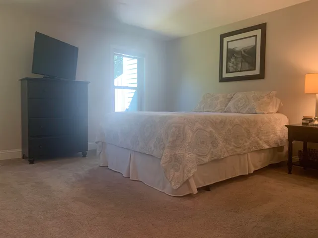 $2,595 | 508-ab Piscassic Street, Newmarket, NH 03857