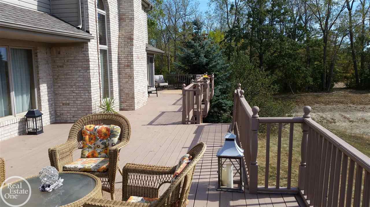 32498 Armada Ridge Road Richmond, MI 48062 - Photo 6 of 40 31326417-5.JPG