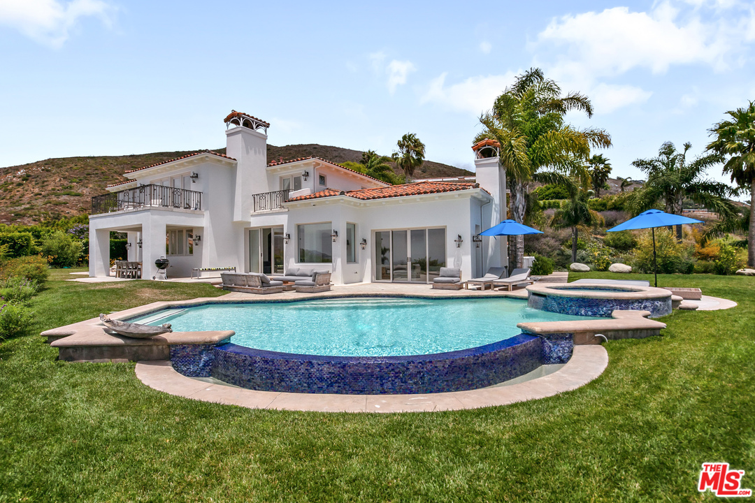 5618 Sea View Drive Malibu, CA 90265 - Photo 16 of 46