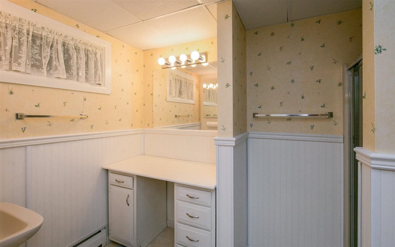 2002 Rochester Avenue Iowa City, IA 52245 - Photo 13 of 16 Gallery Image 13