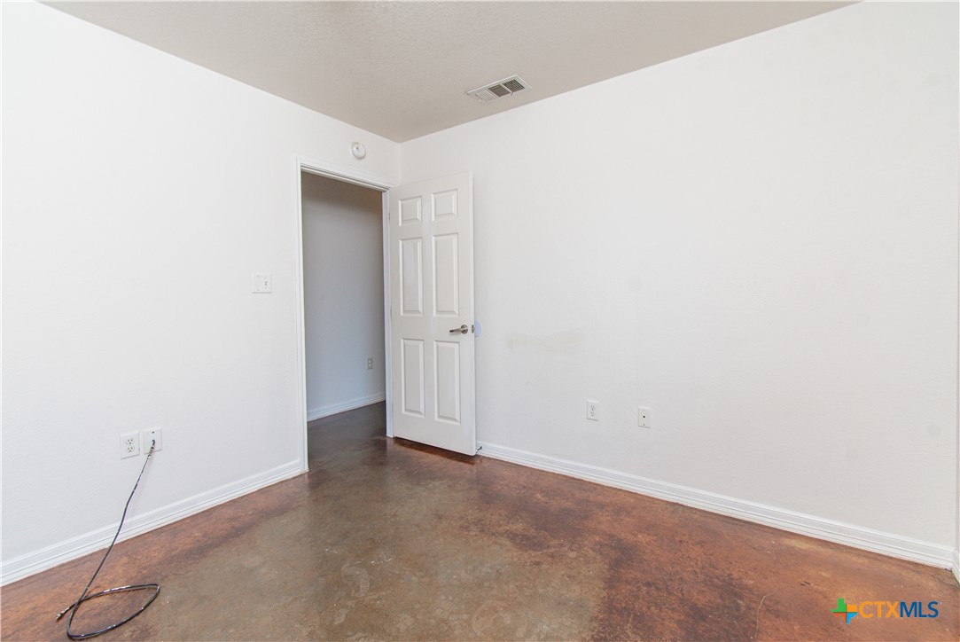 3104 Baldwin Loop, Unit A Killeen, TX 76549 - Photo 14 of 19 a view of an empty room