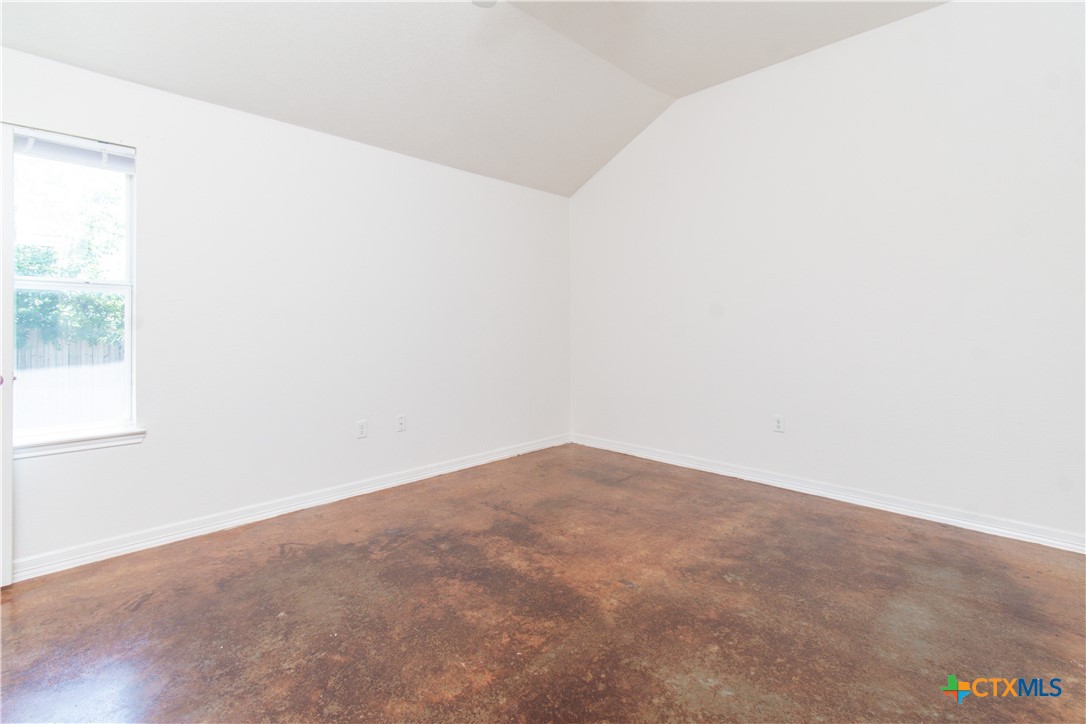 3104 Baldwin Loop, Unit A Killeen, TX 76549 - Photo 15 of 19 a view of empty room