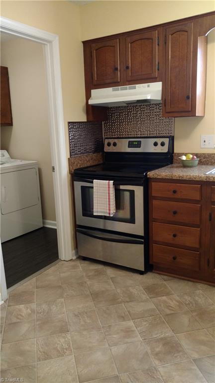 4919 Tower Road, Unit F Greensboro, NC 27410 - Photo 2 of 25 Gallery Image 2